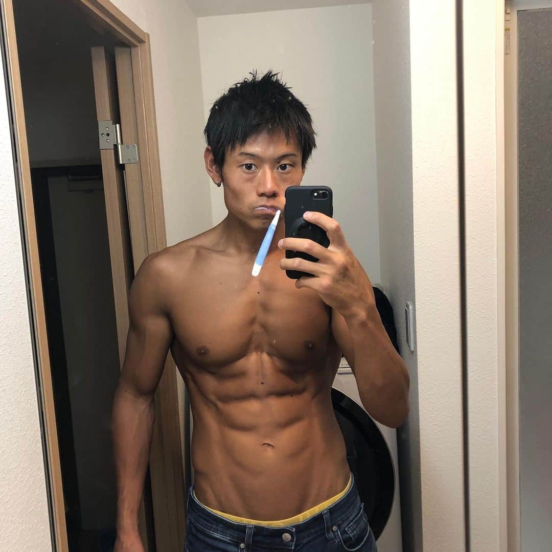 のインスタグラム：「#筋トレ #宅トレ #筋肉 #減量 #トレーニング #ダイエット #ワークアウト #ボディメイク #フィットネス #ダイエット記録 #ボディメイク記録 #夏 #training #diet #workout #bodymake #fitness #summer #bbj #ベストボディジャパン #筋トレ動画 #トレーニング動画 #ダイエット仲間募集 #フォローミー #follow #likeforlikes」