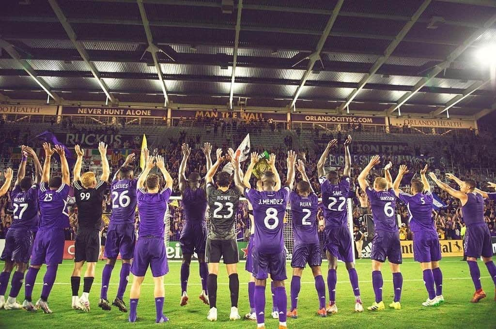 ナニさんのインスタグラム写真 - (ナニInstagram)「Well done guys! 💪⚽ One more win. #VamosOrlando #mls #win」7月15日 0時31分 - luisnani