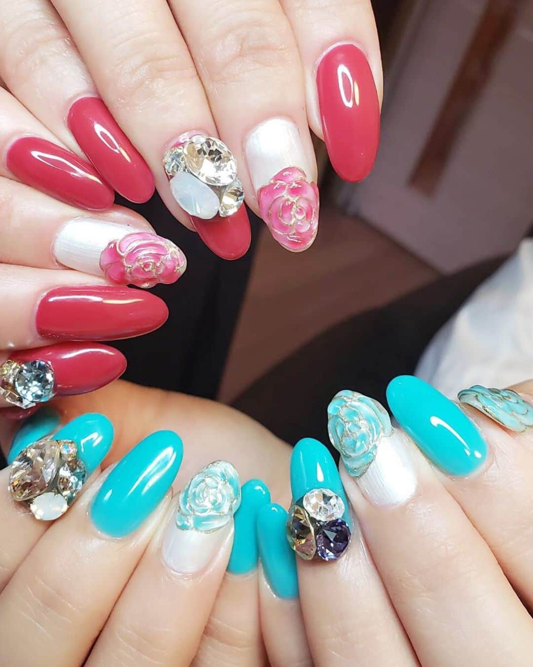 のインスタグラム：「. . 大阪市北区 梅田.中崎町.駅から徒歩7分🚶‍♀️ CADENAS nail eyelash  マツエクアカウント @cadenaseyelash LINE:@ cadenas 🆔検索🙋‍♀️ tel:06-4792-8617. cadenas.nail@gmail.com. . #ネイル #ジェルアート #大人かわいい #梅田ネイル #堂山町 #大人ネイル #個性派ネイル #クリアネイル #ジェルネイル #nail #notd #ニュアンスネイル #instanail #ワンカラー #春ネイル  #ネイルデザイン #ongels #美甲 #osaka  #ジェルデザイン #cadenas #指甲 #spring #Insatnails #fashion #シアーネイル #うる艷ネイル #トレンドネイル  #rosenail #ローズ」