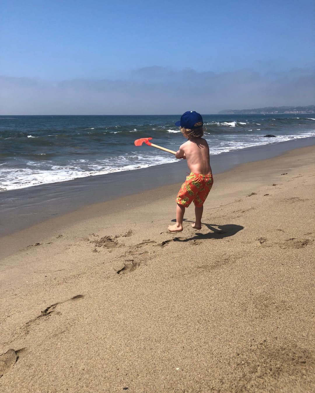 キャット・ディーリーさんのインスタグラム写真 - (キャット・ディーリーInstagram)「Beach Boy .... ♥️」7月15日 11時56分 - catdeeley