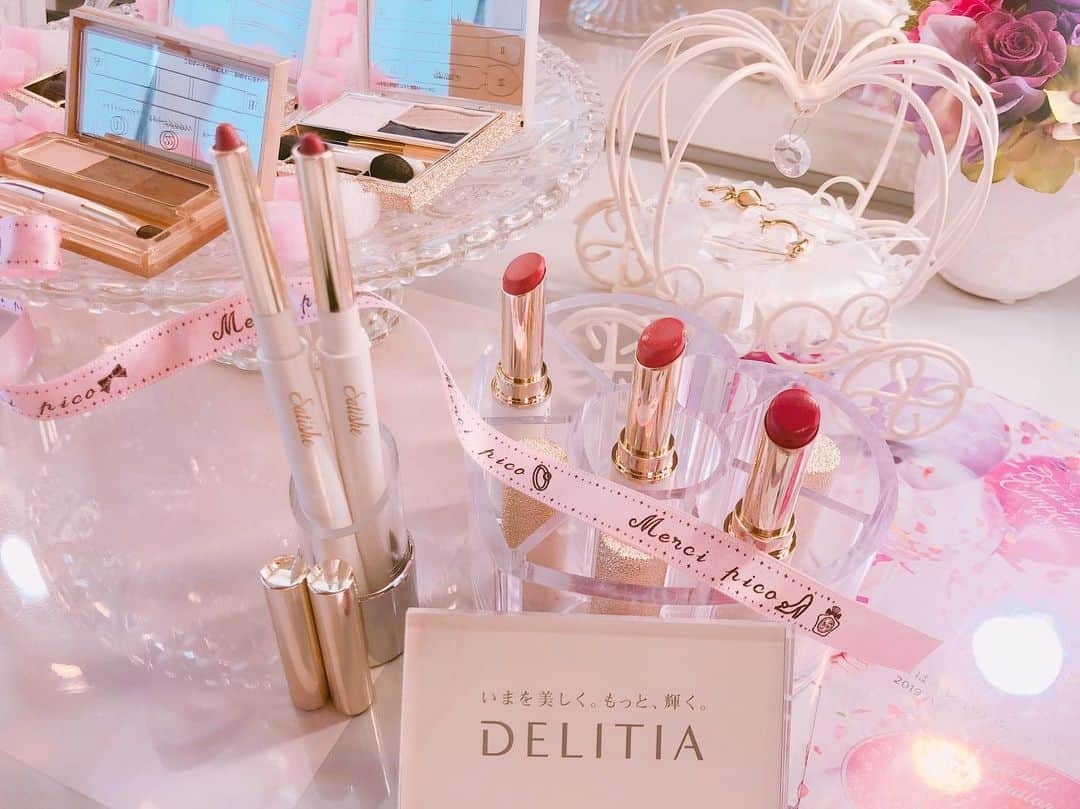 増田愛里菜のインスタグラム：「. ✨情報解禁してOK🙆‍♀️とのことなので..💭 . . . ジャジャーン❣️ . わたしがここ最近ずっとお世話になってる エステサロン💗 メルシーピコ 💗 ( @salon_mercipico @mercipico_family ) で来月から新発売するAW新色コスメ💄✨ . . . このリップライナーとっても使いやすい💋 発色もいいしこれは重宝しそう🥰 . . #mercipico#メルシーピコ#cpコスメティクス #コスメ #スキンケア #エステ #美容 #美肌 #潤い #艶 #ツヤ肌 #浦安 #舞浜 #ディズニー #メルピコ」