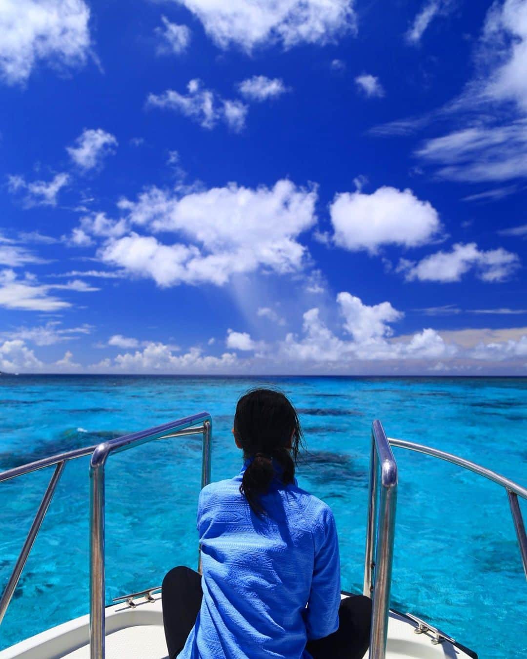 のインスタグラム：「海の日🏝🏝🏝 いつもの事だけど、今年も仕事🤣 でも来年は、休むもん！ 今からワクワクが止まらない😍😍 . 📍#西表島 .  #igersjp#icu_japan#wu_japan#team_jp_#japan_daytime_view#lovers_nippon#travel#okinawa#japan#instatrip#沖縄#海#ビーチ#water_of_our_world#beach#sea#ocean#onebreath#divermag#loves_okinawa#lascuba#snorkeling#沖縄好きな人と繋がりたい#genic_okinawa#genic_beach#タビジョ#unknownjapan#離島」