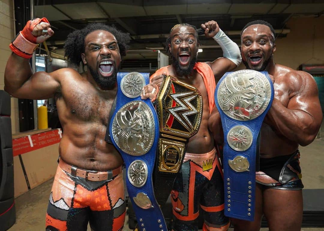 WWEさんのインスタグラム写真 - (WWEInstagram)「#NewDay have done it!  @wwebige and @xavierwoodsphd join @thetruekofi in holding championship gold!  #AndNew #ExtremeRules」7月15日 10時38分 - wwe