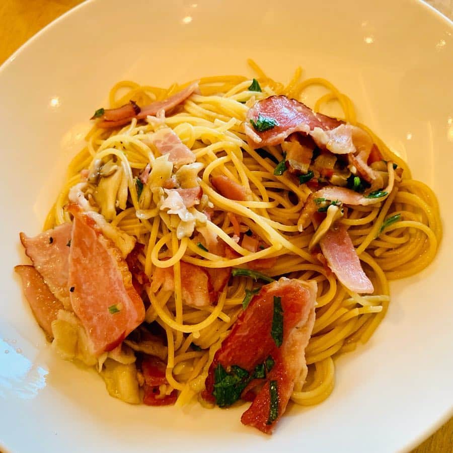 小林智絵のグルメインスタ