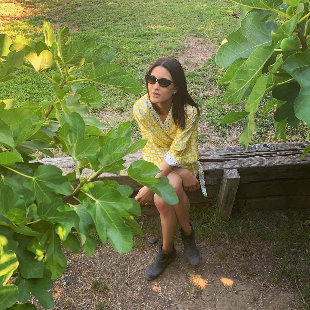 ローレン・ジャーマンのインスタグラム：「Julia with figs @juliarjones」