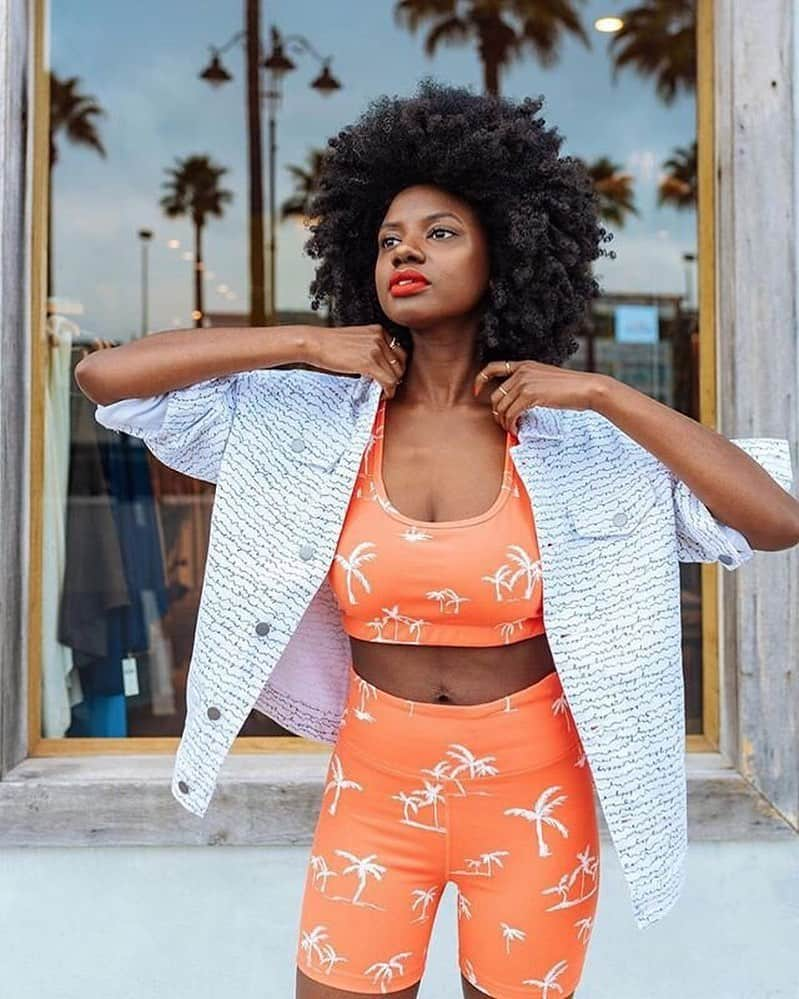 American Apparelさんのインスタグラム写真 - (American ApparelInstagram)「@Authentically.b in our fresh prints: The Forward Hot Short & Top.」7月15日 3時16分 - americanapparel