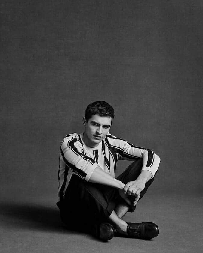 デイヴ・フランコのインスタグラム：「Black and white」