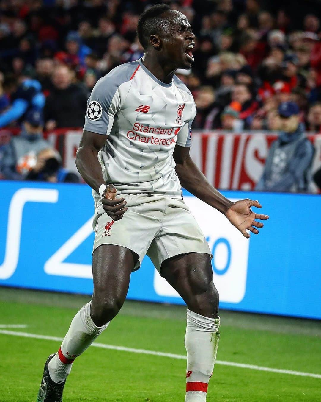 リヴァプールFCさんのインスタグラム写真 - (リヴァプールFCInstagram)「GET IN SADIO!! Next stop, #AFCON2019 final! 👏👏👏 #SadioMane #AFCON #LFC」7月15日 3時39分 - liverpoolfc