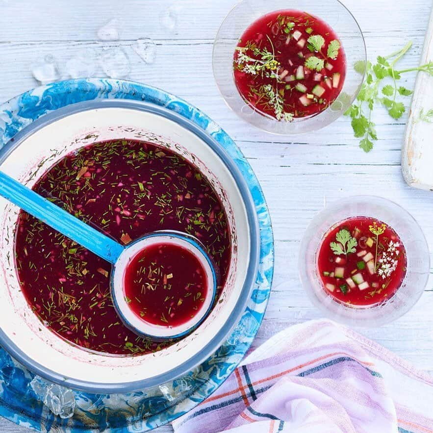 マーサ・スチュワートさんのインスタグラム写真 - (マーサ・スチュワートInstagram)「Kick off dinner with our chilled sour-cherry soup! 🍒 A refreshing and vibrant dish garnished with fresh herbs that’s best served before the main course. Grab the recipe (adapted from The Georgian Feast by @darra.goldstein) featured in our July/August issue at the link in bio. 📷: @vangsterama | recipe + food styling by: @annakovel | prop styling by: @ayesha_patel」7月15日 4時02分 - marthastewart