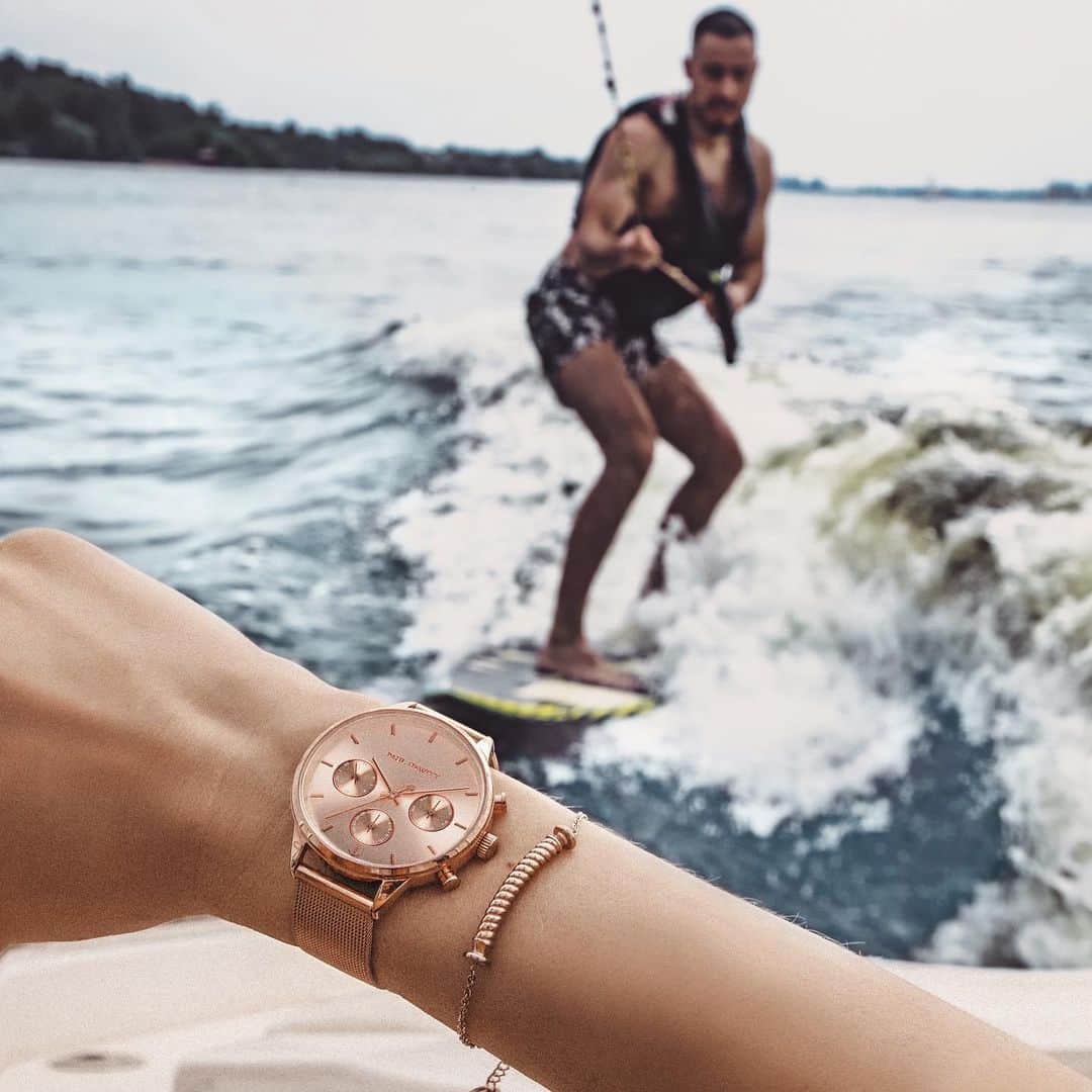 PAUL HEWITTさんのインスタグラム写真 - (PAUL HEWITTInstagram)「Today's moments are tomorrow's memories. 🏄🌊⚓️ (photo @nikitasibilev) #getAnchored #paulhewitt #everpulse #portside __ #sufing #water #sea #ocean #watersport #active #womenswatch #accessories #couple #vacation #memories」7月15日 4時03分 - paul_hewitt