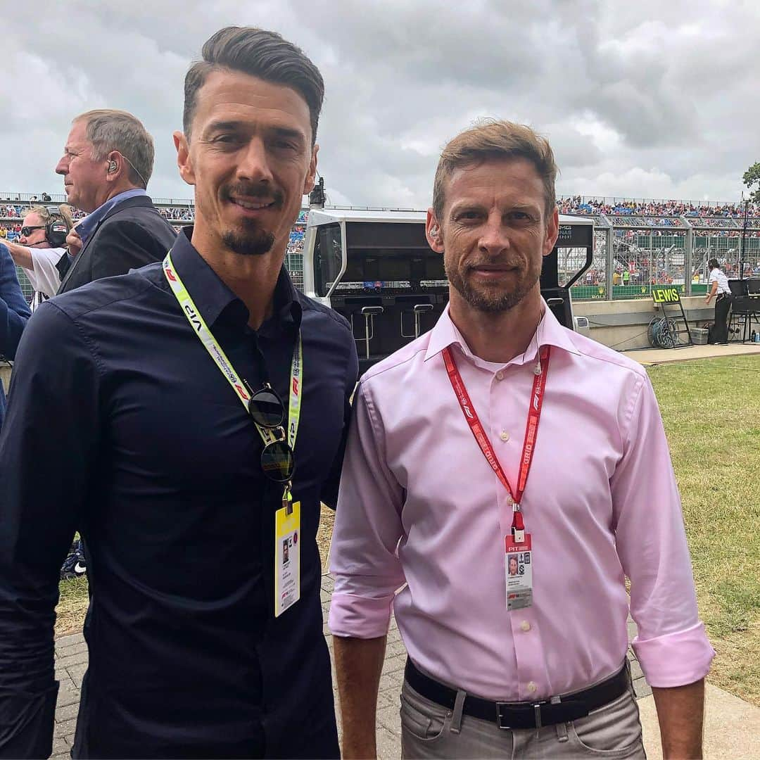 ジョゼ・フォンテさんのインスタグラム写真 - (ジョゼ・フォンテInstagram)「Dia fantástico em #silverstone 🙌🏻 🏎 Corrida espetacular!!! Obrigado @racingpointf1  @schecoperez  e @luismasf1  por mais uma vez me darem este privilegio 🤙🏻💨❤️ Parabéns @lewishamilton por mais um record 🙌🏻 #greatness  Amazing day at #silverstone great race as well!!!Thanks @racingpointf1 @schecoperez  and @luismasf1  for another opportunity 🤙🏻🏎💨 Congrats to the great @lewishamilton on another win and record!」7月15日 5時44分 - f6nte