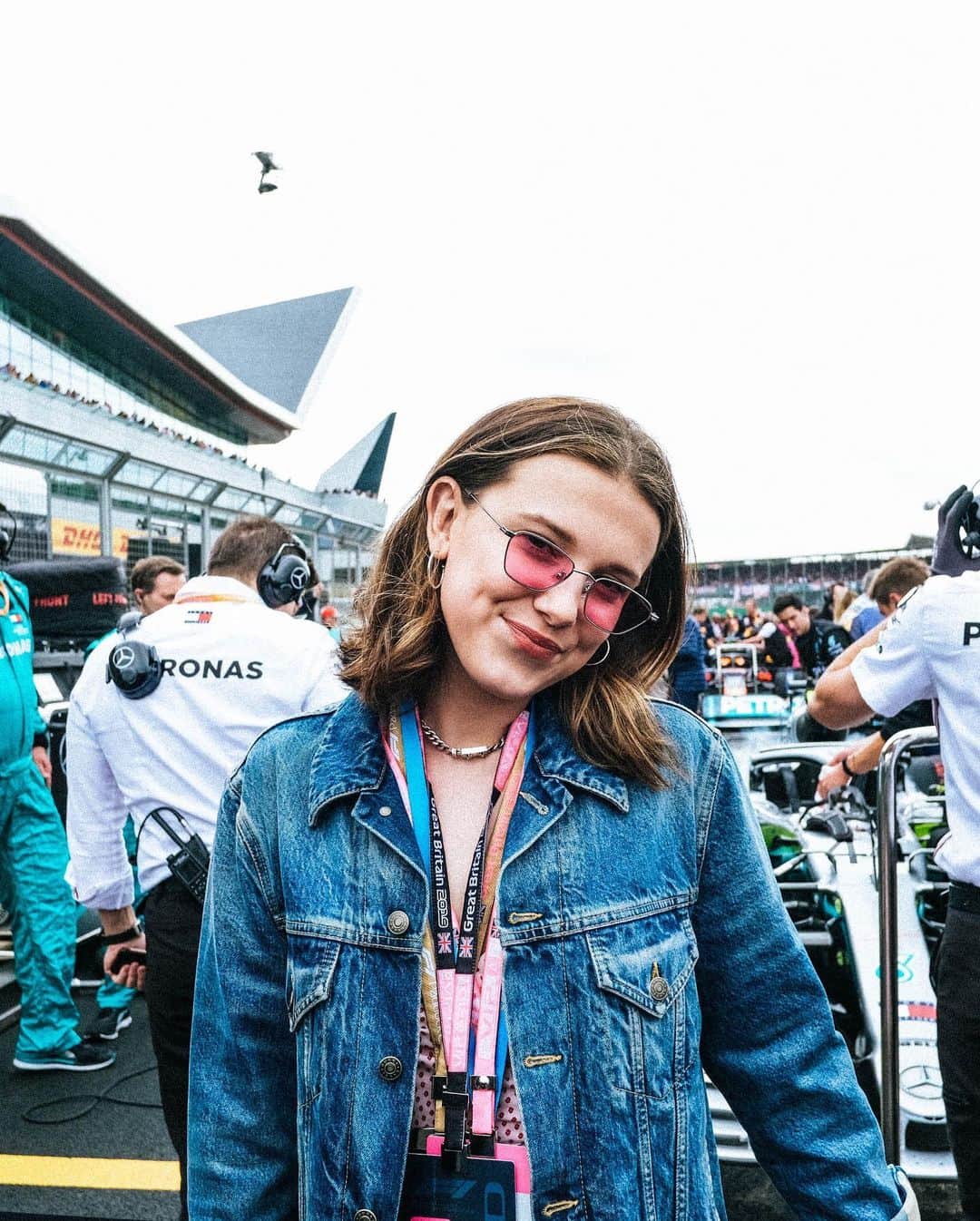 Just Jaredさんのインスタグラム写真 - (Just JaredInstagram)「@milliebobbybrown meets up with Spice Girls’ @therealgerihalliwell and @officialmelb at the @f1 British Grand Prix! #MillieBobbyBrown #GeriHalliwell #MelB #SpiceGirls #BritishGP Photos: Felix AAA Dickinson」7月15日 5時45分 - justjared
