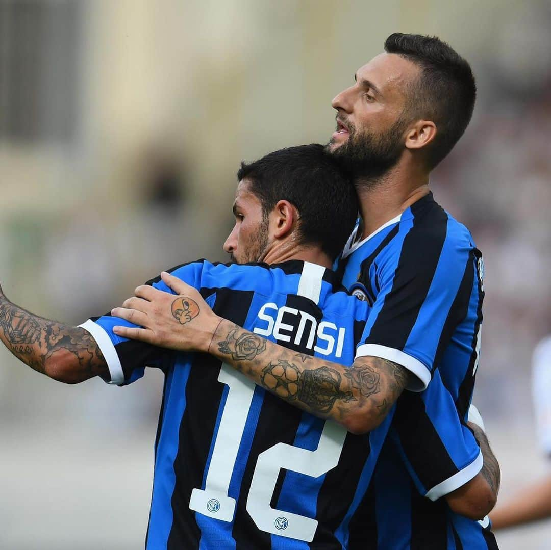 マルセロ・ブロゾビッチさんのインスタグラム写真 - (マルセロ・ブロゾビッチInstagram)「Buon match oggi a Lugano. Forza ragazzi, uniti si vince! @inter」7月15日 5時57分 - marcelo_brozovic