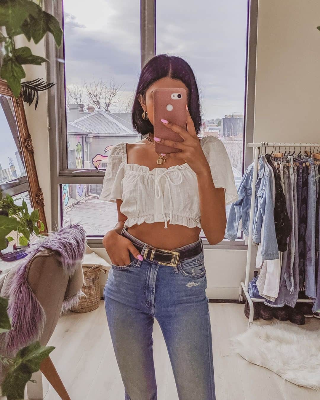 SABO SKIRTさんのインスタグラム写真 - (SABO SKIRTInstagram)「Jeans and a cute top 👌🏽 classic! Our girl @poseandrepeat in our #jadentop #saboskirt」7月15日 6時00分 - saboskirt