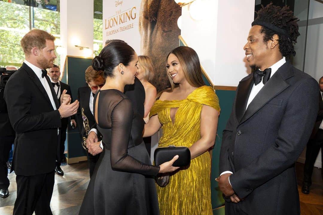 NBC Newsさんのインスタグラム写真 - (NBC NewsInstagram)「Prince Harry and Duchess Meghan meet the cast and crew, including #Beyoncé and her husband, rapper Jay-Z, as they attend the European premiere of the #LionKing in London on Sunday. . 📷 Niklas Halle'n / @reuters」7月15日 6時23分 - nbcnews