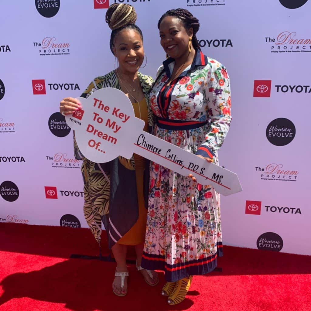 エリカ・キャンベルさんのインスタグラム写真 - (エリカ・キャンベルInstagram)「I had so much fun with @toyotausa @dreamprojectusa at #WomanEvolve19! Meeting everyone, taking pictures, playing #carpoolkaraoke, giving hugs and lots of love was the essential highlight! Remember, #dreamitdoit! Let’s do this again soon!  @womanevolve @teneshiajwarner #LetsGoPlaces #ToyotaDrivesDreams #aboutyesterday #EricaCampbell」7月15日 6時29分 - imericacampbell