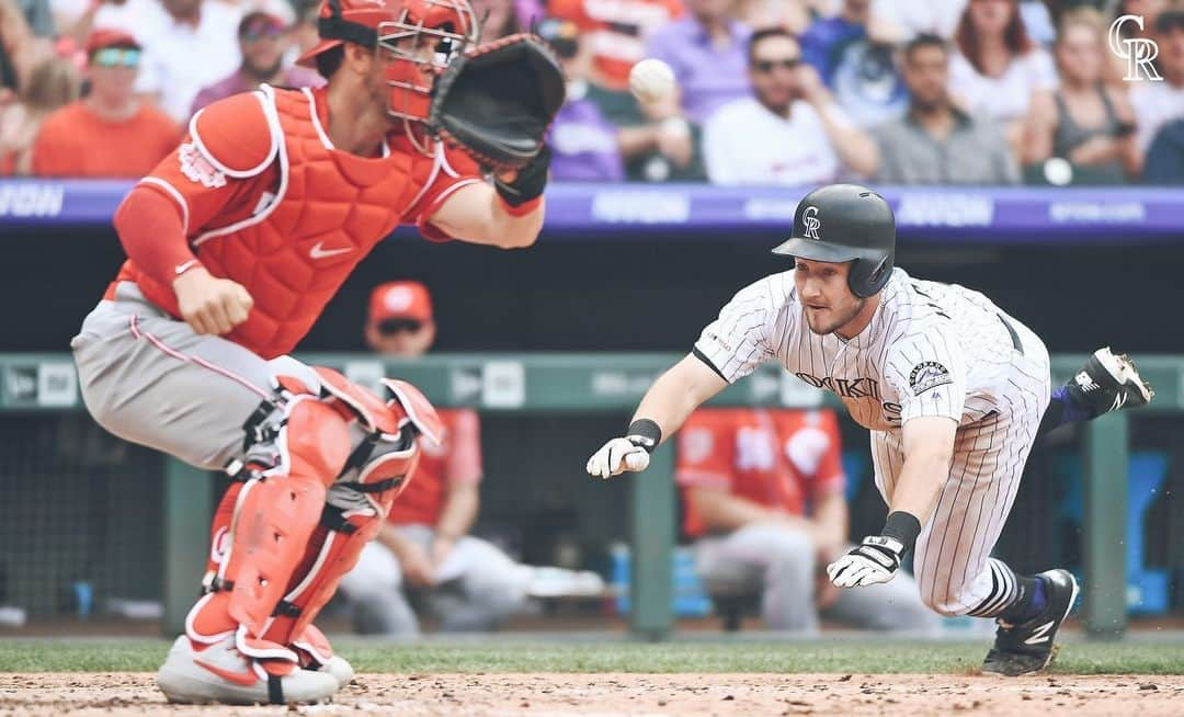 コロラド・ロッキーズさんのインスタグラム写真 - (コロラド・ロッキーズInstagram)「On a groundout to second...@ghamp2 SCORES FROM SECOND! ⚡️」7月15日 7時07分 - rockies