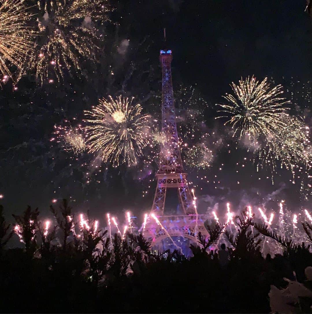 マルコ・ヴェッラッティのインスタグラム：「PARIS ❤️」