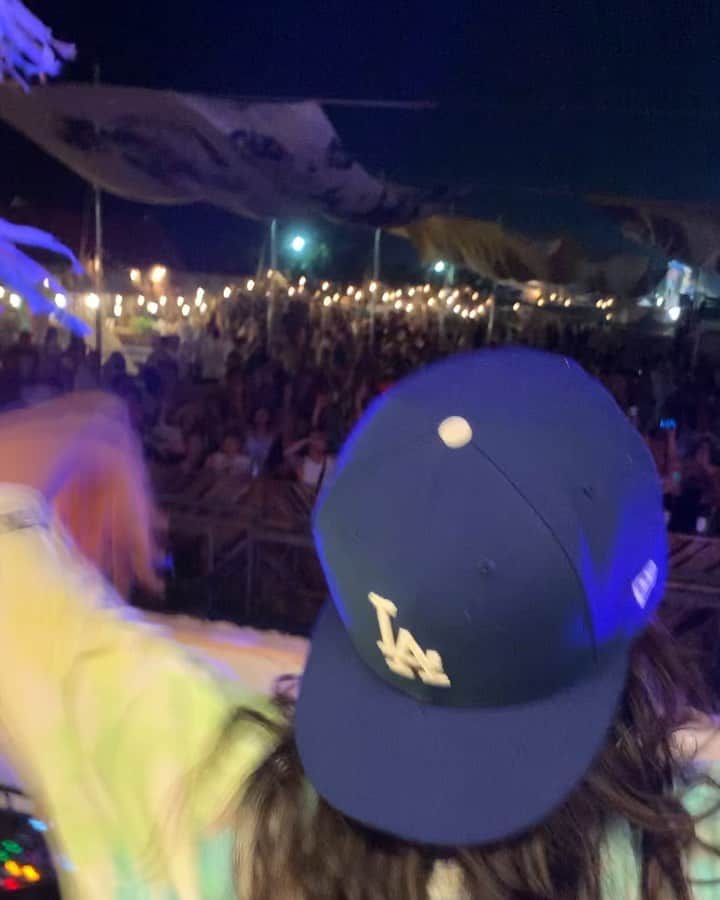 DJ DARUMAのインスタグラム：「Our 1st Summer Madness '19 Thank you CORONA SUNSETS FES at OKINAWA👊🏻」