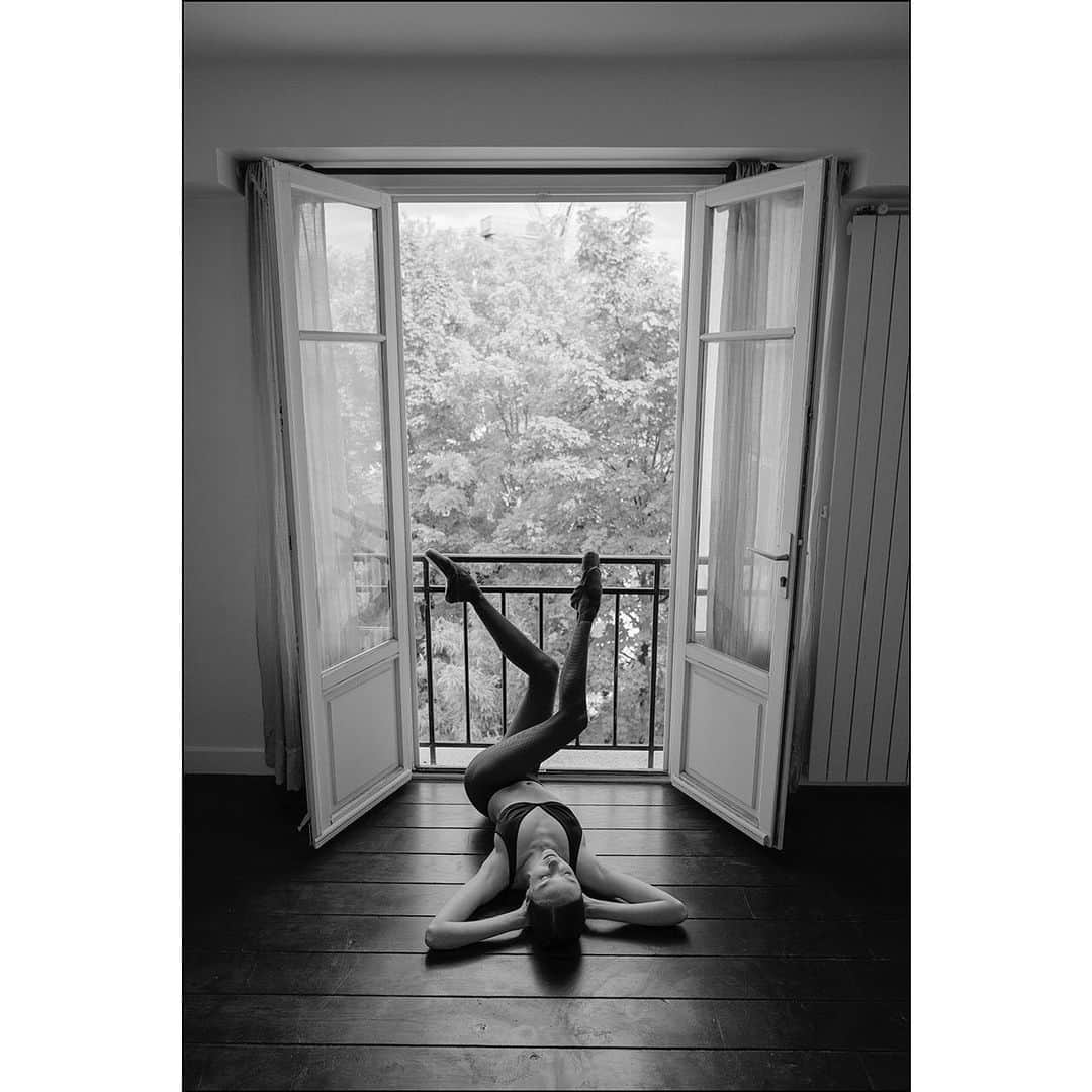 ballerina projectさんのインスタグラム写真 - (ballerina projectInstagram)「We will be celebrating the 18+ years of the Ballerina Project until the middle of July as we near our conclusion. Here are look backs at that the moments that best represent the project from the past 2 decades.  Here is a collection of images I created with Katie Boren in Montmartre Paris. #ballerina - @katieboren1 #montmartre #paris #eiffeltower #ballerinaproject #ballerinaproject_ #ballet #dance #pointe #hosiery #katieboren  With the conclusion of the Ballerina Project we will also be concluding the sale of all our limited edition prints. We have a small selection of large format limited edition prints for sale in our Etsy store. Link to our Etsy store is located in our accounts profile. If you are interested in purchasing an image not available on Etsy as a large format limited edition print just email us at the address also located in our profile for details.」7月15日 9時41分 - ballerinaproject_