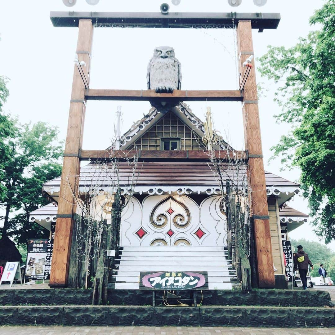 温泉むすめさんのインスタグラム写真 - (温泉むすめInstagram)「阿寒湖温泉に来ています♨️ 息をのむほど美しい阿寒湖のほとりは空気も美味しく、まさしく阿寒湖ぴりかの名前のように、ぴりかで素敵な雰囲気の温泉街でした✨  #温泉むすめ  #温むす  #阿寒湖温泉」7月15日 9時47分 - onsen_musume_jp