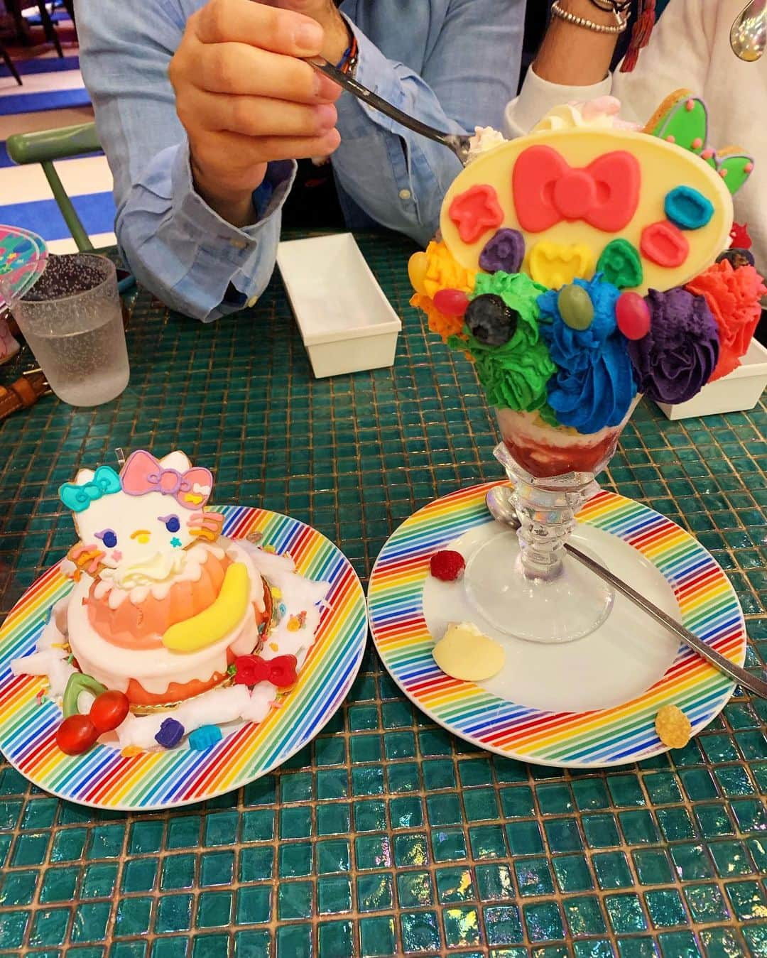 キアラ・フェラーニさんのインスタグラム写真 - (キアラ・フェラーニInstagram)「Kawaii Monster Cafe 🐲」7月15日 20時42分 - chiaraferragni