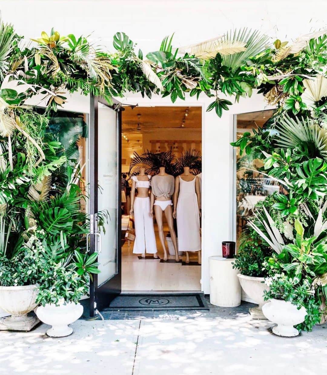 Club Monacoのインスタグラム：「The scene this weekend at our @diptyque pop-up in Southampton.」