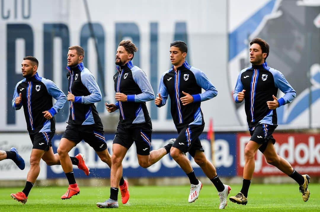 UCサンプドリアさんのインスタグラム写真 - (UCサンプドリアInstagram)「#PontediLegno 2019, day 1. La #Sampdoria al lavoro per la prima seduta mattutina in altura. 💪🏻 📷 @simonearveda」7月15日 21時03分 - sampdoria