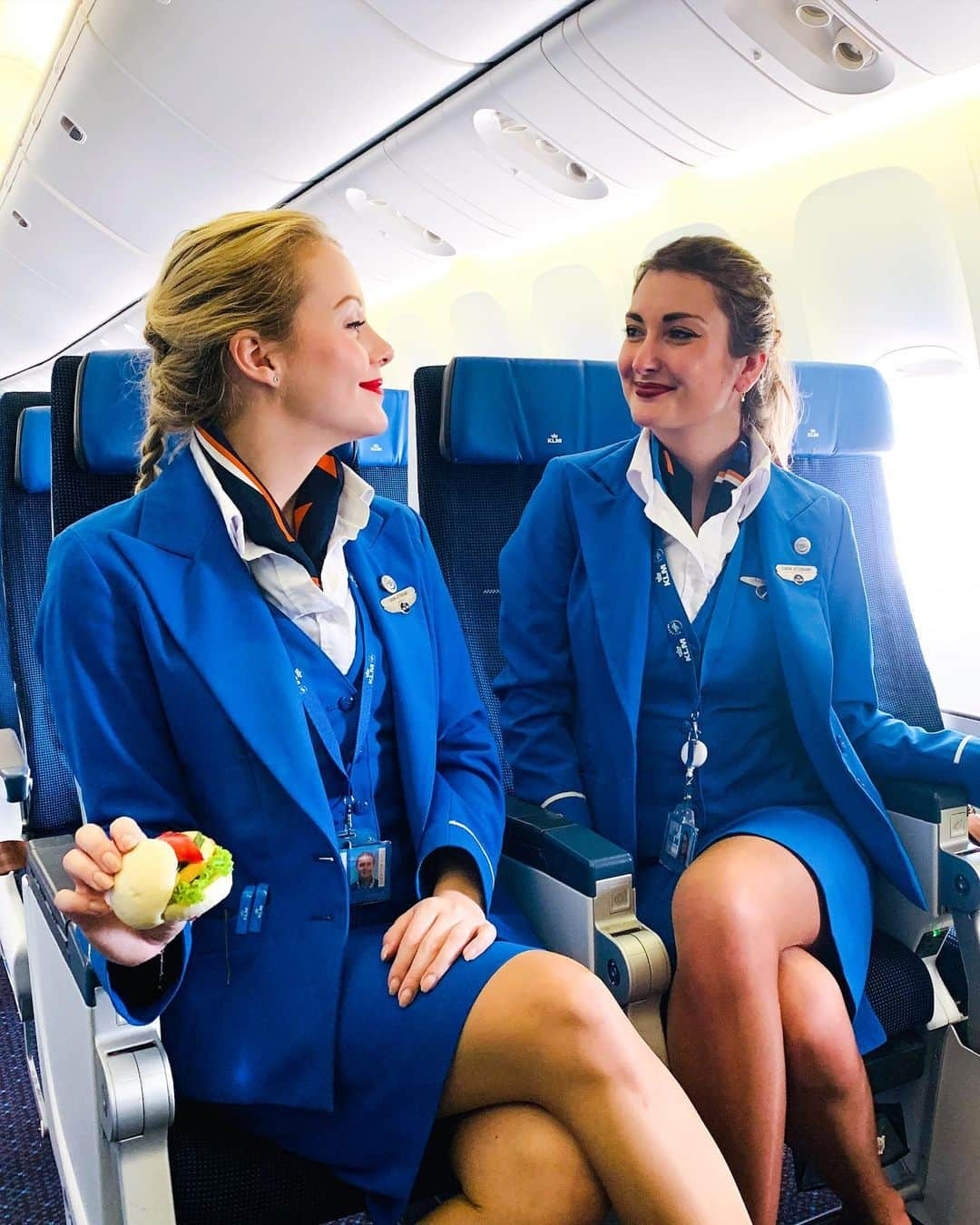 KLMオランダ航空さんのインスタグラム写真 - (KLMオランダ航空Instagram)「Time to refuel #KLM #RoyalDutchAirlines #flyKLM 📸 by: @joellearoundtheworld」7月15日 21時13分 - klm