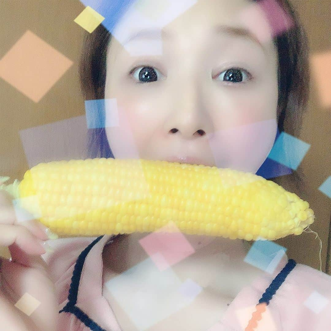 手島優さんのインスタグラム写真 - (手島優Instagram)「とうもろこし🌽とーっても甘くて美味しかった❤️ #とうもろこし #甘い #大好き」7月15日 12時51分 - tejimayuu0827