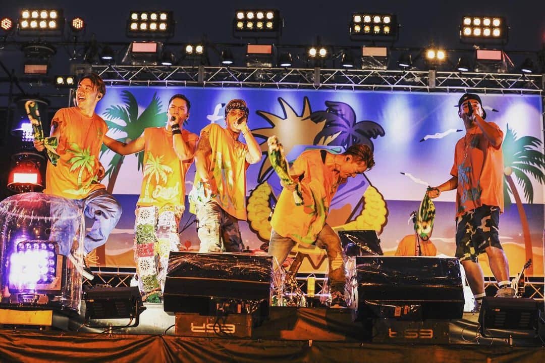 DOBERMAN INFINITYさんのインスタグラム写真 - (DOBERMAN INFINITYInstagram)「D.Island 2019 live photo📸 ﻿ ﻿ 🌺 🌺 🌺 🌺 🌺 🌺 🌺 🌺 🌺 🌺 🌺 🌺﻿ #DOBERAMINFINITY #KUBOC #GS #PCHO #SWAY #KAZUKI #DIsland #DYT #BALLSTIKBOYZ #MABU #JAYED #MightyCrown #HANKUN #CrazyBoy #スパークリングトワイライト #DIsland﻿ 🌺 🌺 🌺 🌺 🌺 🌺 🌺 🌺 🌺 🌺 🌺🌺」7月15日 13時10分 - dobermaninfinityofficial