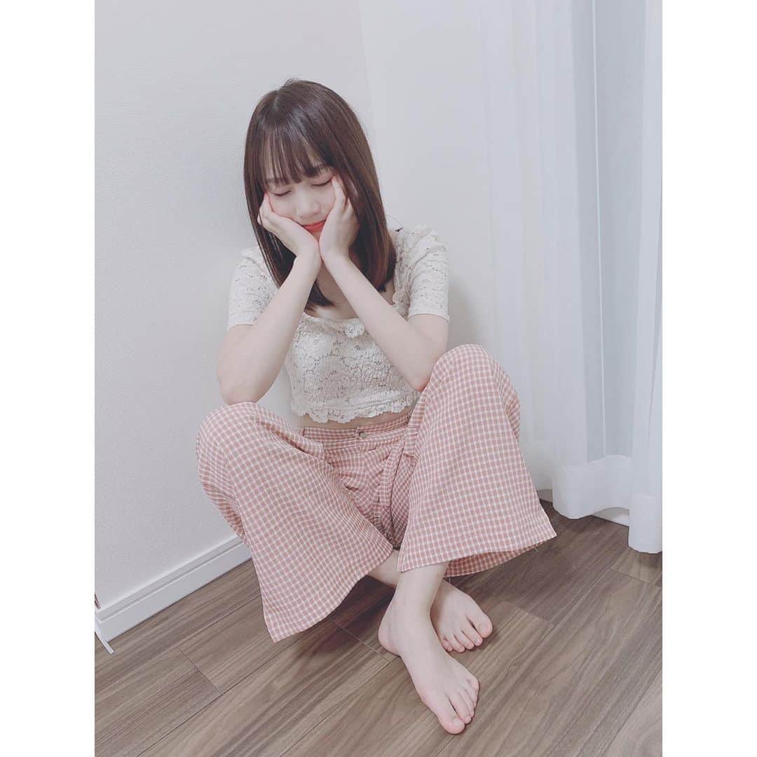 浜田翔子さんのインスタグラム写真 - (浜田翔子Instagram)「GRAND OPENしたpocher さん新作追加もされて私みた時より又増えてて気になる💟  お気に入りのピンクパンツは 残りわずかみたい！かわいいからみてみてね〜🍓タグつけました⭐️🏷」7月15日 14時06分 - shoko_hamada