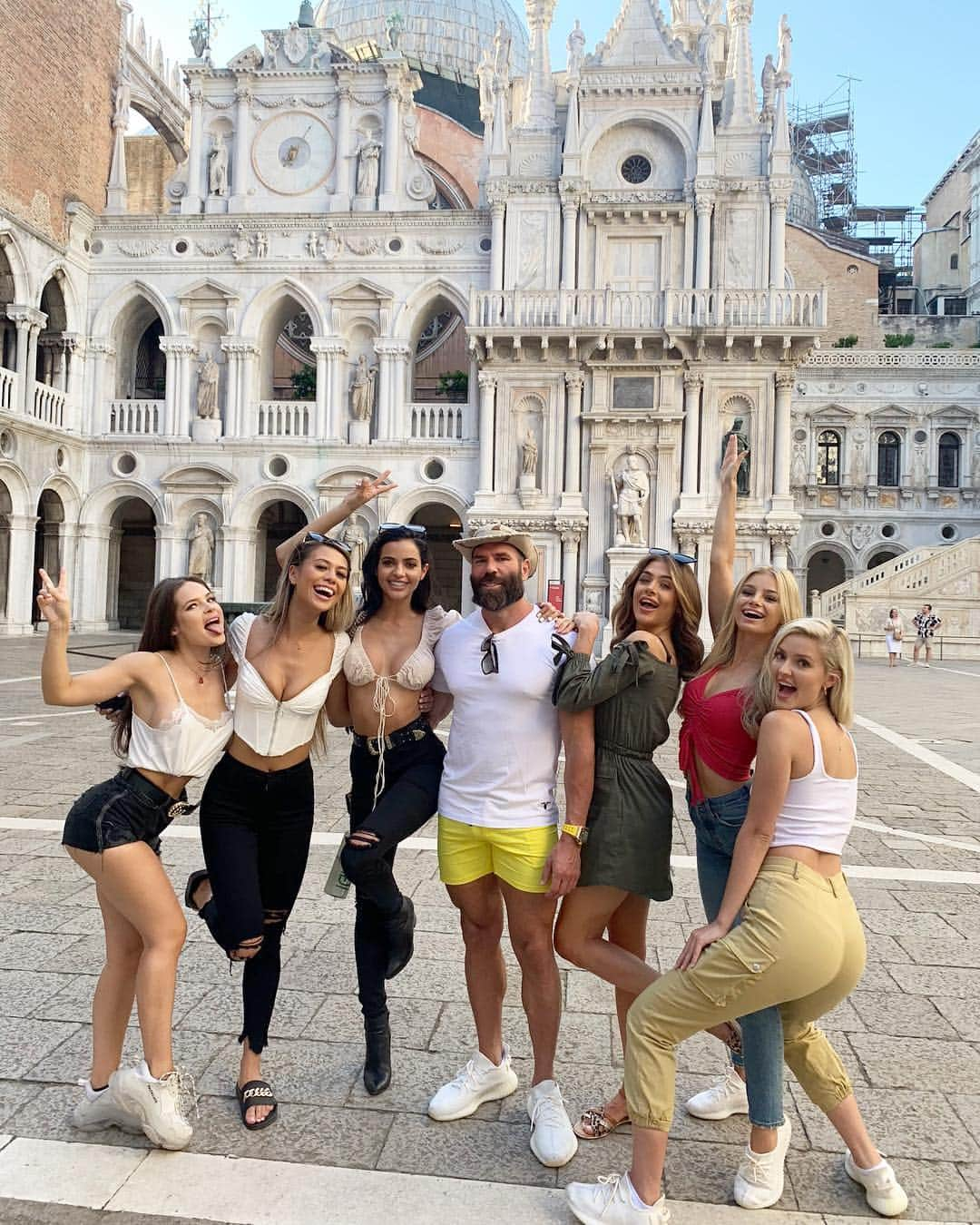 ダン・ビルツァーアンさんのインスタグラム写真 - (ダン・ビルツァーアンInstagram)「Love me some Italy」7月15日 14時25分 - danbilzerian