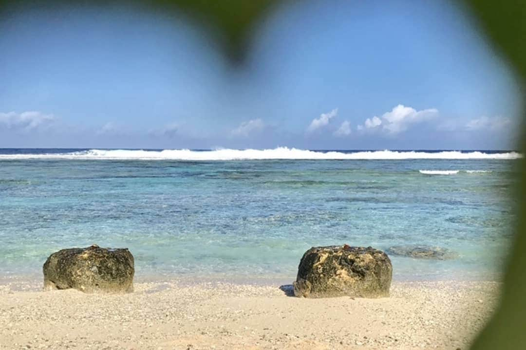 杉原杏璃さんのインスタグラム写真 - (杉原杏璃Instagram)「海の日🌊  なかなか 晴れてはくれませんが  海の日🏝ですね✨  梅雨が明けたら、ビーチですね🏖  祝日をまったりされてください↑↑ 日本の海と海外の海ってやっぱり雰囲気違いますよね。  上が日本の海なんですが。。。 下が茶砂だからかな？🌊 海が懐かしい。。。w  #japan  #LOVE  #love  #instagood  #YOLO  #new  #look  #follow  #happy  #fun  #funny 　#smile  #beauty  #swag  #girl  #girls  #me  #fashion  #アンラブ  #グラビア  #アイドル  #グラドル  #グラビアアイドル  #anrisugihara  #杉原杏璃」7月15日 14時28分 - anri.sugihara.anri