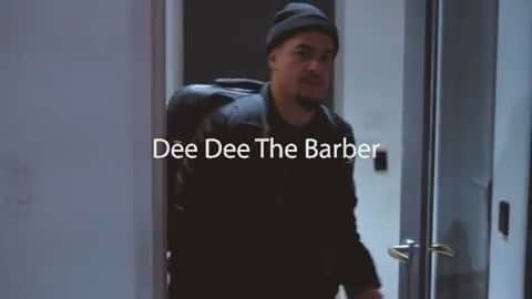 ファンクマスター・フレックスのインスタグラム：「Dee Dee the barber! Yes sir! @fade2famous x @litdigitaldjs」