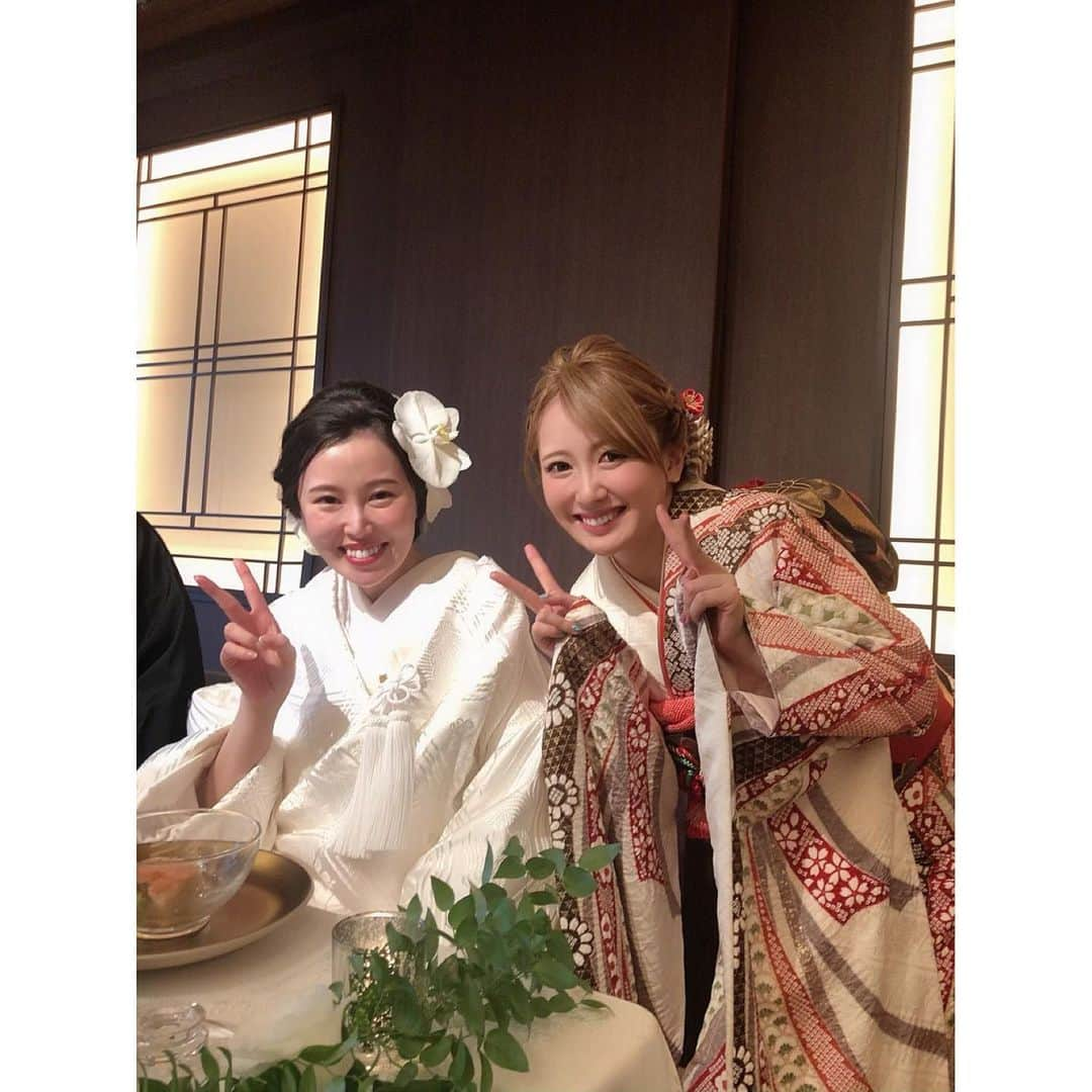 トキさんのインスタグラム写真 - (トキInstagram)「私の姉であり1番の親友！ 白無垢姿さいこうにきれいやった💕 #Aldious #アルディアス #姉妹ショット」7月15日 15時07分 - aldioustoki