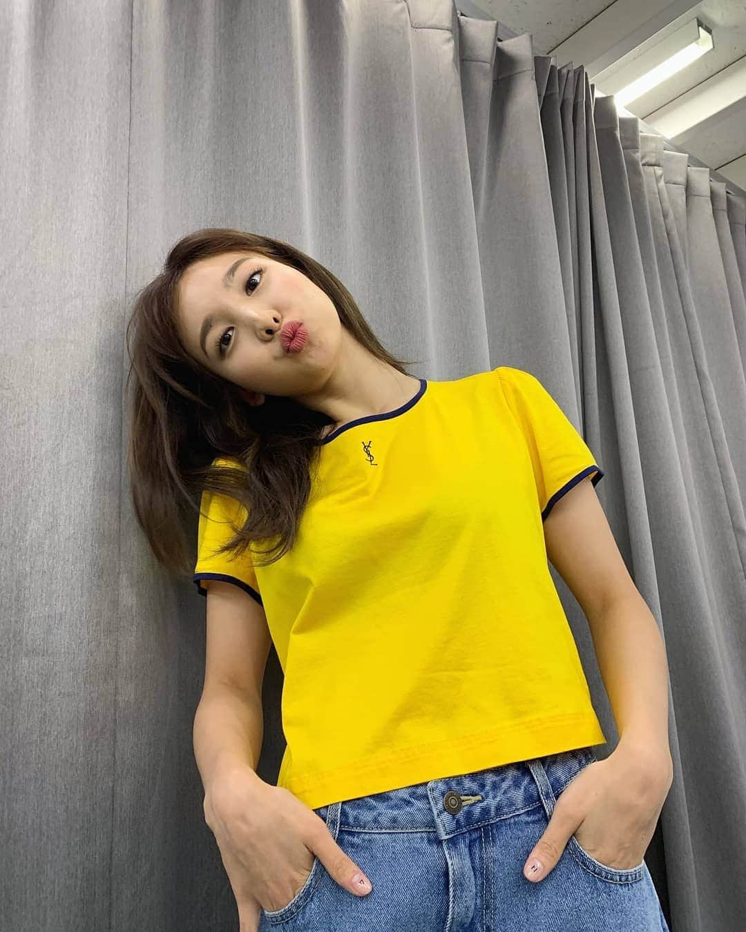 TWICEさんのインスタグラム写真 - (TWICEInstagram)「@nylonkorea 힛🌼🌼🌼」7月15日 15時13分 - twicetagram