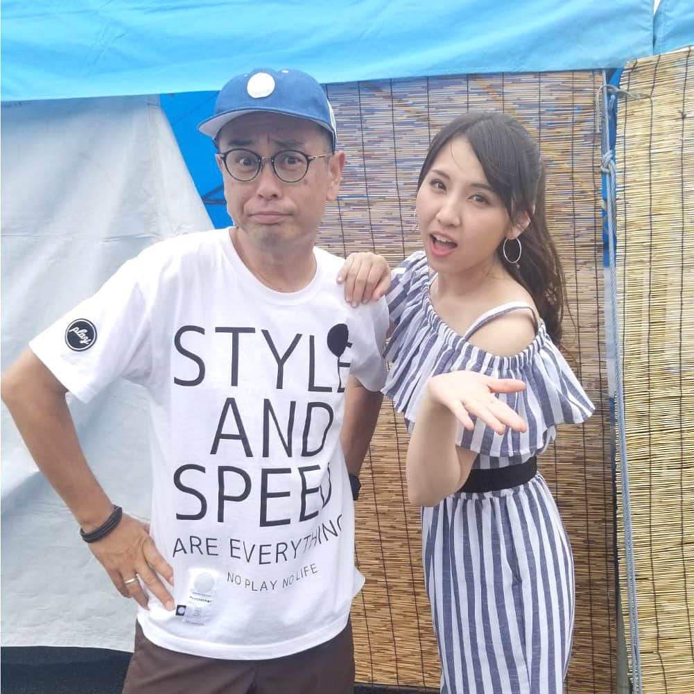阿部真央のインスタグラム：「FM802さんのイベントで、和歌山で歌わせて頂きました！MCの中島ヒロトさんと。  最後は2人でぴょんぴょん跳ねました。笑  会いに来てくれた皆さんありがとう！  #fm802 #中島ヒロト #阿部真央」