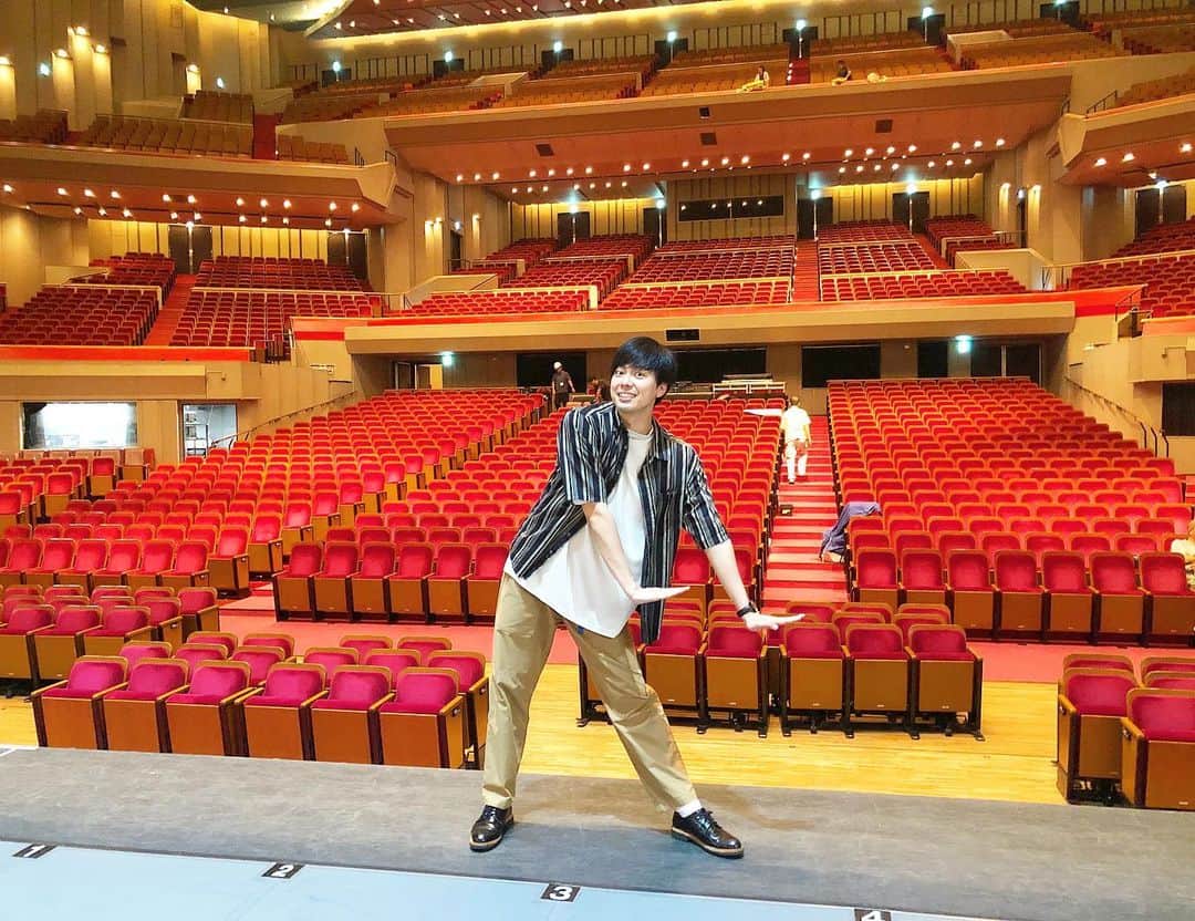 西村真二さんのインスタグラム写真 - (西村真二Instagram)「🦒 #ワンワンわんだーらんど  #NHKホール公演 #3日間6公演 #無事に終わりました #来てくれたおともだちありがとう #また来年遊ぼうね #りんたろう」7月15日 17時05分 - shinji_nishimura0630