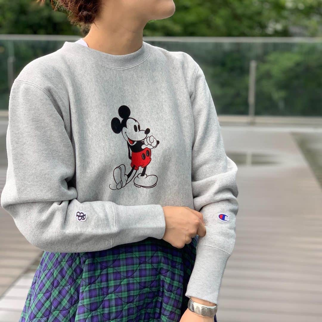 ビームスボーイ原宿さんのインスタグラム写真 - (ビームスボーイ原宿Instagram)「. 2019 AUTUMN&WINTER pre-order now . ＜ Champion＞ No：13-13-249 ¥12,800＋tax  information:03-5770-5550  #beams #beamsboy #ビームスボーイ #tokyo #harajuku #beamsboyharajuku #justlikeawoman #navyboy #champion」7月15日 17時58分 - beams_boy_official