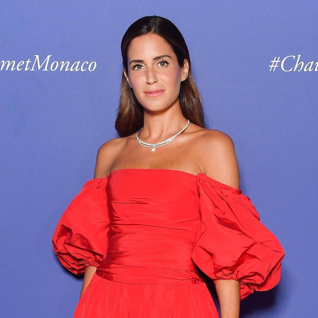 Chaumetさんのインスタグラム写真 - (ChaumetInstagram)「Modern and chic in one of our Joséphine Aigrette Impériale High Jewellery necklaces, friend of the Maison @galagonzalez joined us for the gala dinner at the Casino de Monte-Carlo in Monaco, following the inauguration of our Chaumet in Majesty exhibition. #Chaumet #ChaumetMonaco #CelebritiesinChaumet #HighJewellery #HauteJoaillerie」7月15日 18時24分 - chaumetofficial