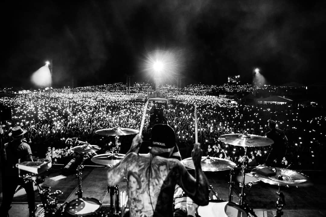 マーク・ホッパスさんのインスタグラム写真 - (マーク・ホッパスInstagram)「Thank you Quebec City! 📷 @robertnoise」7月15日 19時07分 - markhoppus