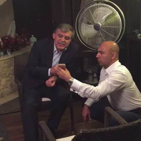 アブドゥラー・ギュルのインスタグラム：「15 Temmuz hain darbe girişimine karşı direnip, canlarını milli irade uğruna demokrasimiz için feda eden şehitlerimizi rahmetle anıyor, gazilerimize bir kez daha minnet ve şükranlarımı sunuyorum.  11. Cumhurbaşkanı Abdullah Gül」
