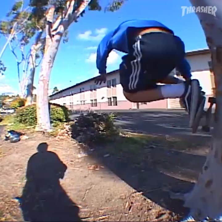 スラッシャーのインスタグラム：「👉🏽 @nick_.hall @krapnekpark @should_be_chill @billydavenport & @stubc in @doublesltd ‘Loop 1’ video 🎞」