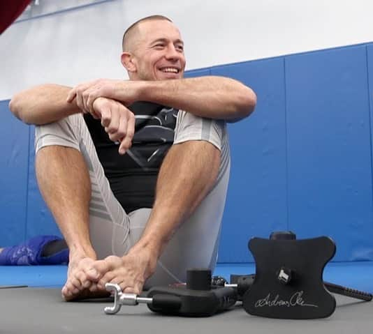 ジョルジュ・サンピエールさんのインスタグラム写真 - (ジョルジュ・サンピエールInstagram)「I always finish off my training with @timtamrecovery, and their All New PowerMassager takes their insane recovery to a whole new level. Tackling DOMS, knots, and more, the #AllNew is my new favorite recovery tool!」7月16日 5時28分 - georgesstpierre