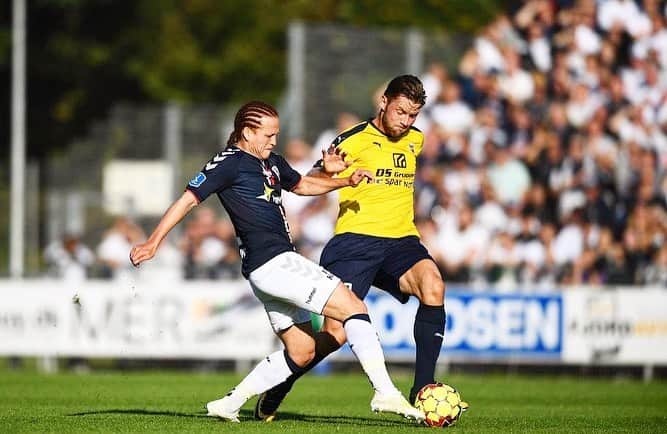 ムスタファ・アミニさんのインスタグラム写真 - (ムスタファ・アミニInstagram)「Tough first game away from home we take the point and look forward ⚽️🏃‍♂️👊#superliga #ksdh #aarhus #football #game #draw #team #fans」7月16日 5時52分 - mustafaamini