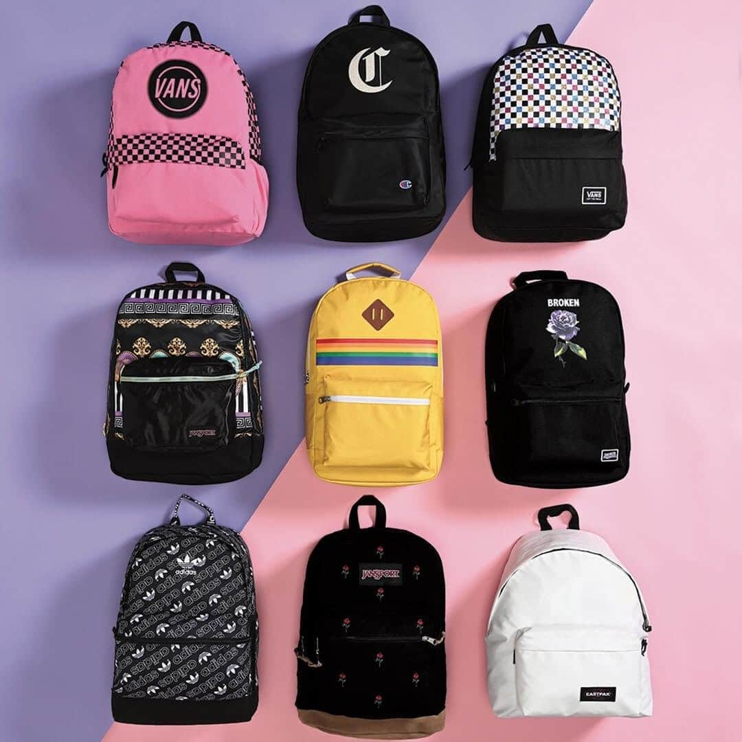 zumiezさんのインスタグラム写真 - (zumiezInstagram)「Gearin' up! Which one?🌈 . . . . *Champion & rainbow bags dropping soon」7月16日 6時00分 - zumiez