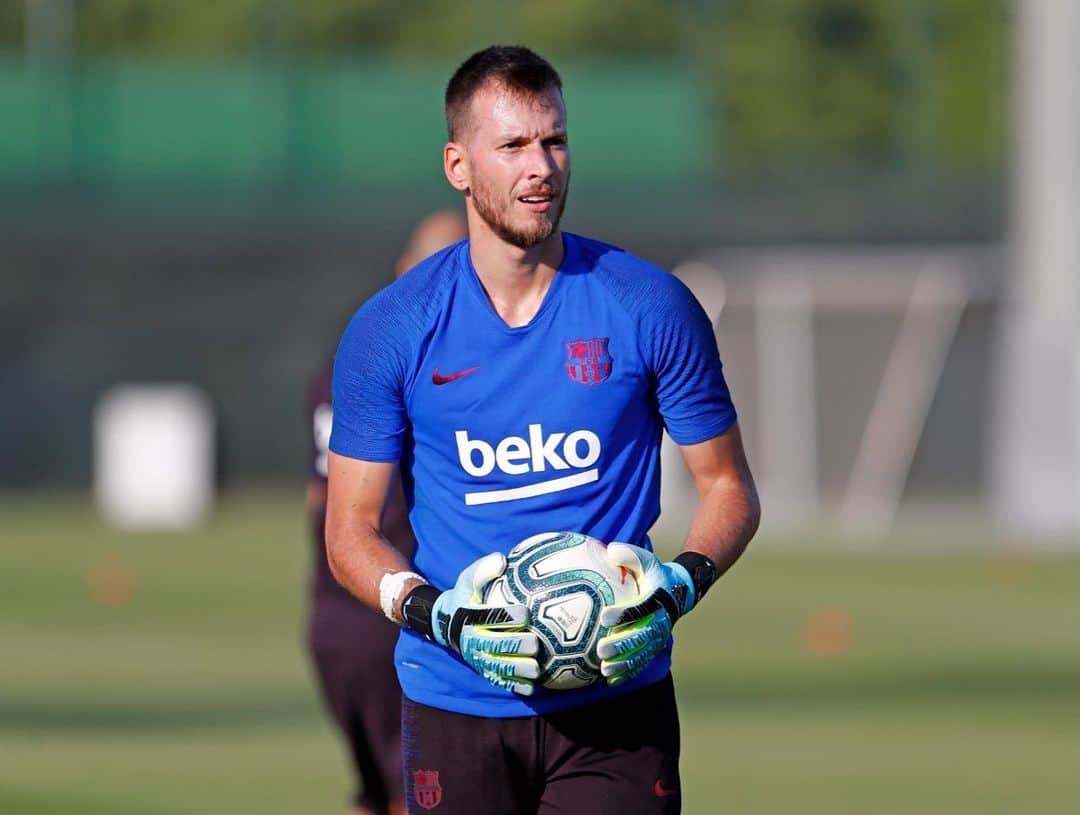 ノルベルト・ムラーラ・ネトのインスタグラム：「🔵🔴 @fcbarcelona . . . 📸 @miguelruizfcb」