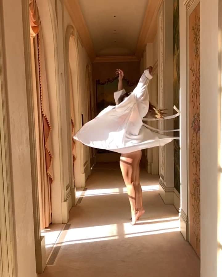 ダイナ・ジェーン・ハンセンのインスタグラム：「♥️」