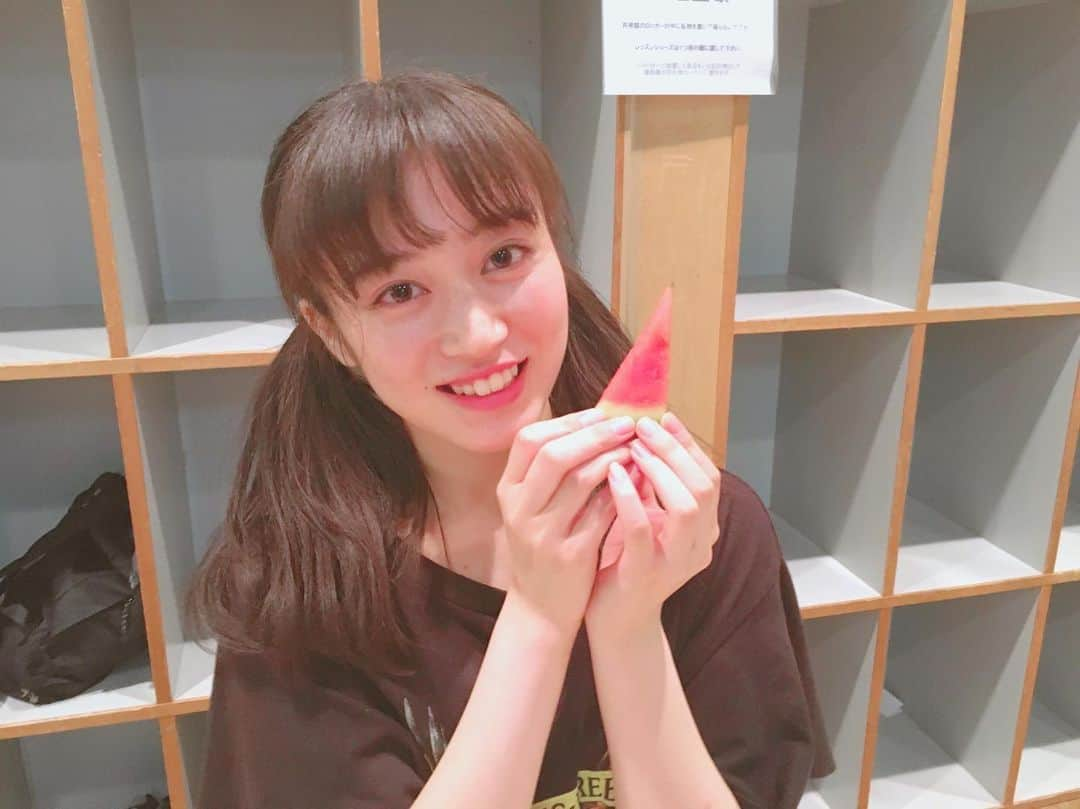 NMB48さんのインスタグラム写真 - (NMB48Instagram)「‪✳︎﻿ ﻿ ‪みんなでスイカ割り🍉🍉🍉‬﻿ ﻿‬これでみんなも西瓜BABY☺︎﻿ ﻿ #チームNの日常 #スイカ割り#NMB48」7月15日 21時41分 - nmb48_official